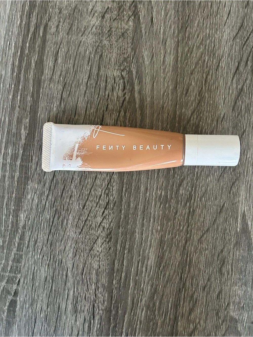 Fenty Beauty Pro Filt'r Instant Retouch Primer